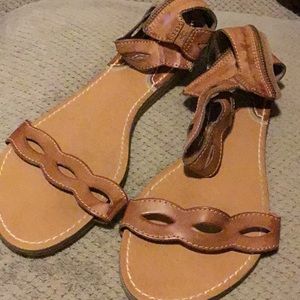 American Eagle sandals